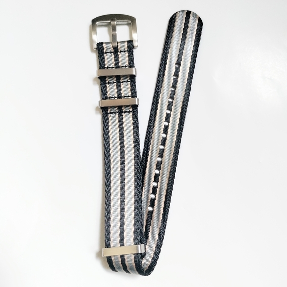 New "007 No Time to Die" Ballistic Nylon NATO Strap (The Velocity Collection) - Picture 2 of 7
